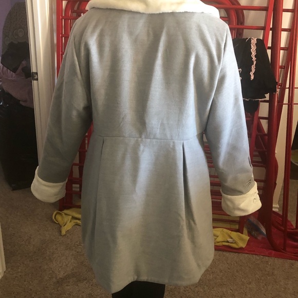 Rare Totoro Coat with Peter Pan collar. Junior 3X. - Picture 3 of 5